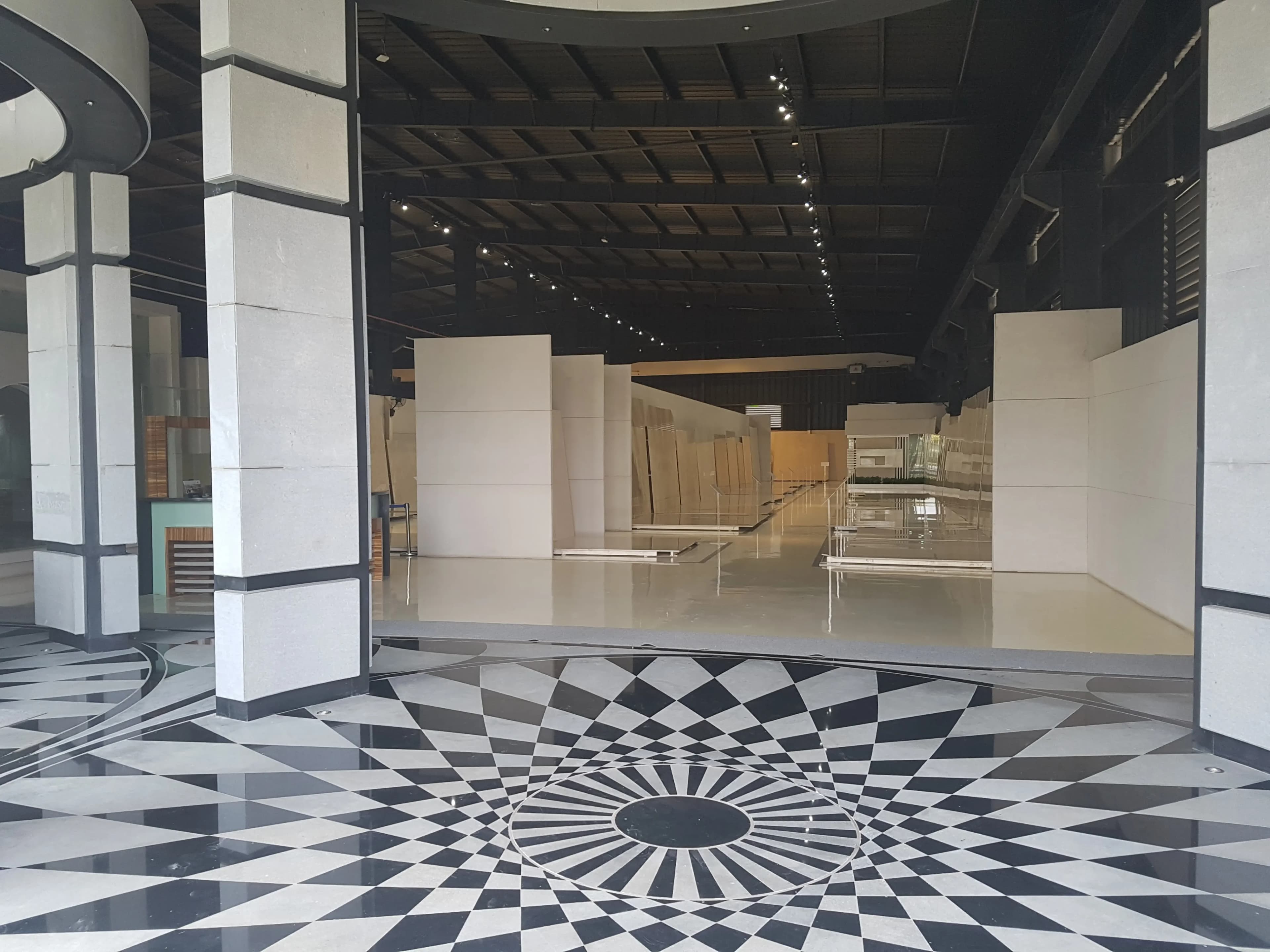 Tiles & Flooring